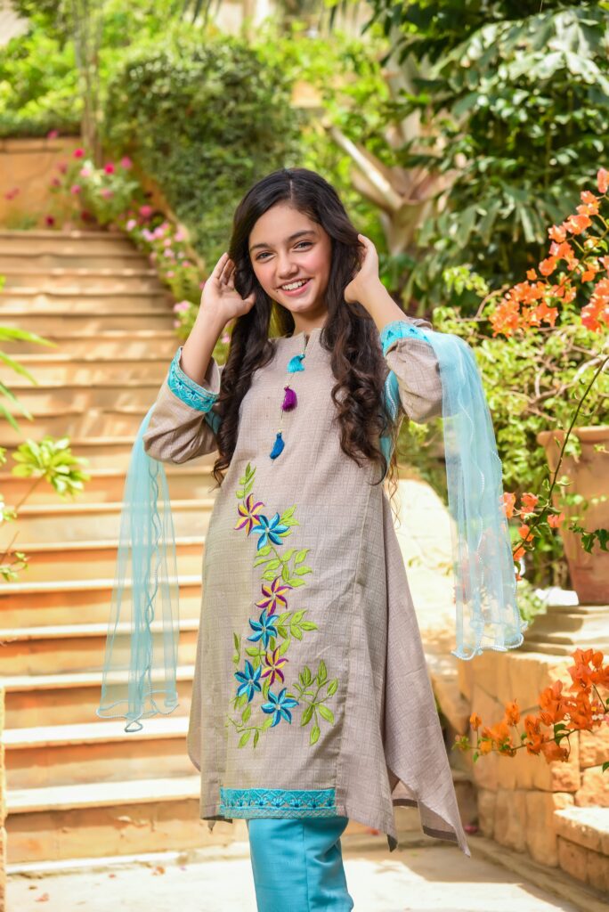 Pakistani-clothes-for-kids